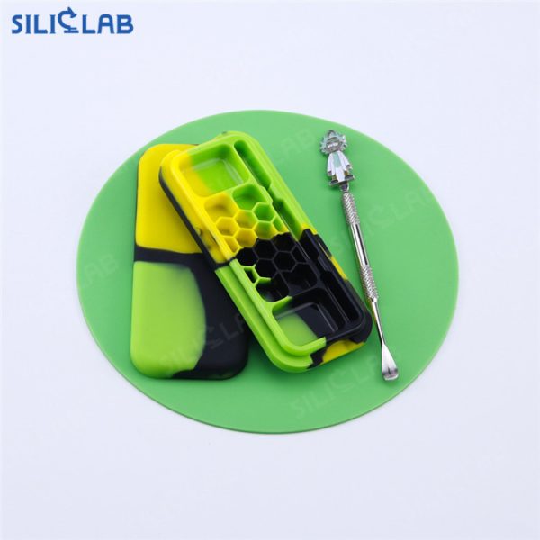 Dab container with tool